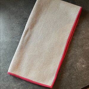 Norwex textured Gray Kitchen Towel with Red Trim
I think this one is NWOT